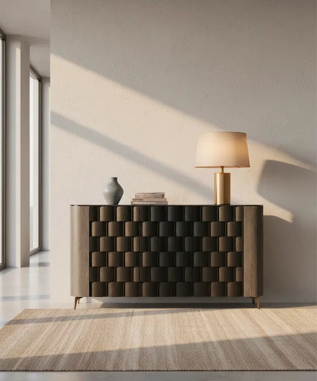 Galga en madera oscura con diseño entrelazado en relieve que aporta un estilo moderno y sofisticado.