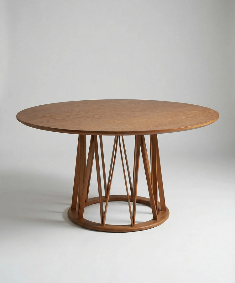 Mesa Fataga redonda en madera de fresno con diseño contemporáneo y acabado en tono café natural cálido y elegante.