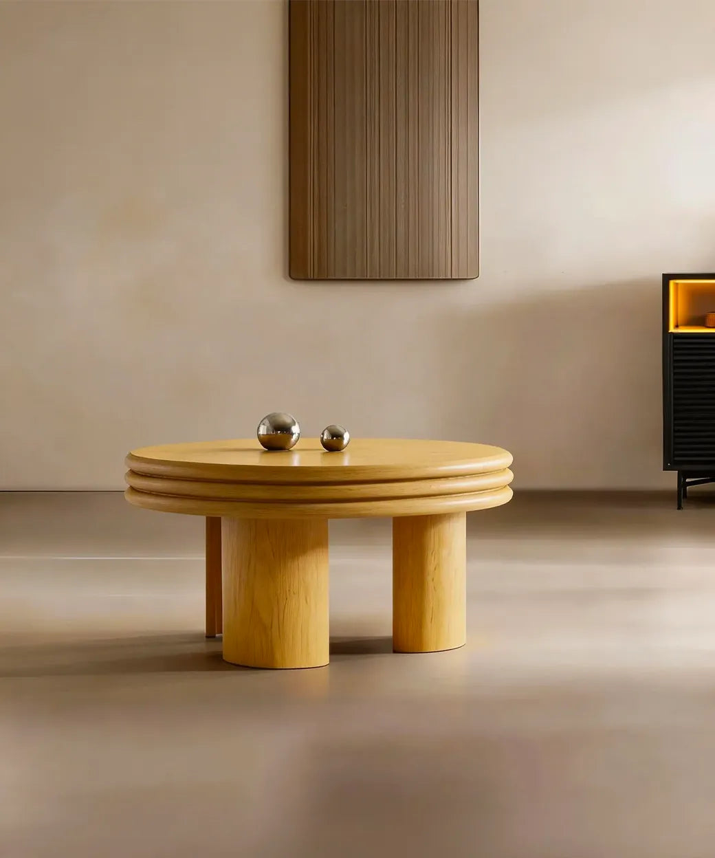 Verdeja (80 cm) con diseño redondo de líneas estriadas y base cilíndrica que brinda un estilo natural y contemporáneo.